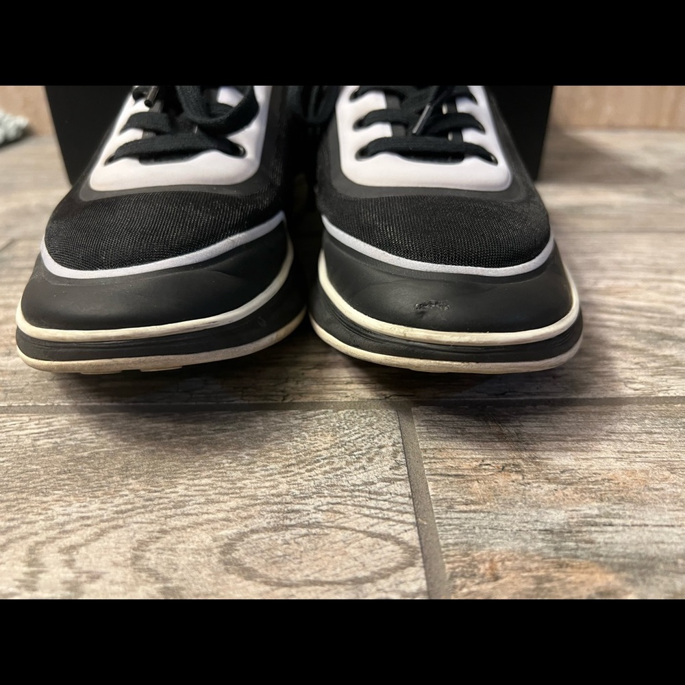 Chanel sneakers black and white size 39 - Picture 8 of 9